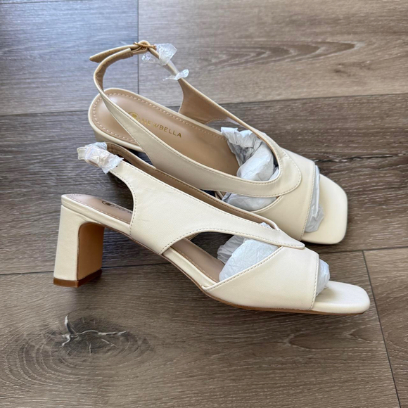 No Brand Shoes - Newbella Cream Sandal Heels Size 8.5